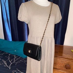 5/$30 🌺 Olive midi dress